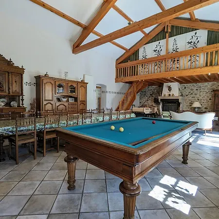 D'hotes En Ferme Restauree Avec Piscine Et Espace Pour Groupes - Fr-1-582-504 Retournac